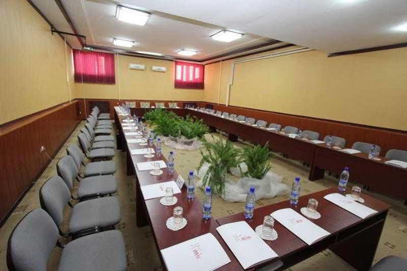 Hotel Asia Samarkand Luaran gambar